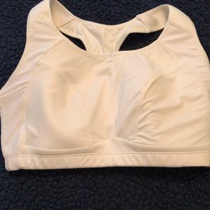 NWOT 1st & Curve Full Figure Razor Back Sports Bra White